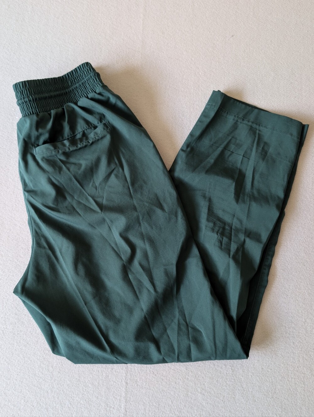 GapFit Activewear Tech Straight Jogger Track Pants Green Quick Dry Sz Small